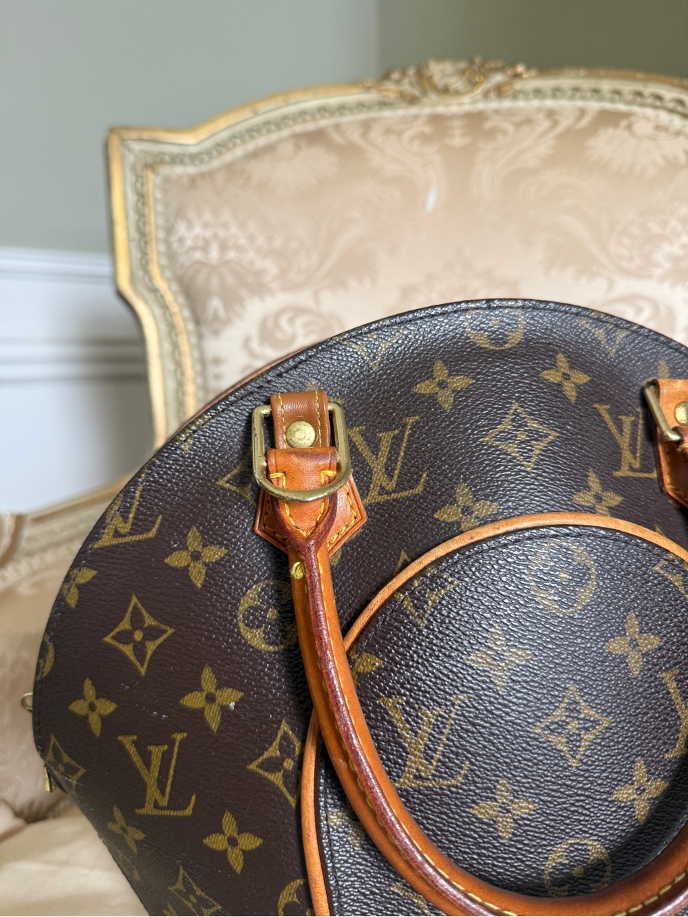 Louis Vuitton Brown Monogram Ellipse Bag - Picture 8 of 16